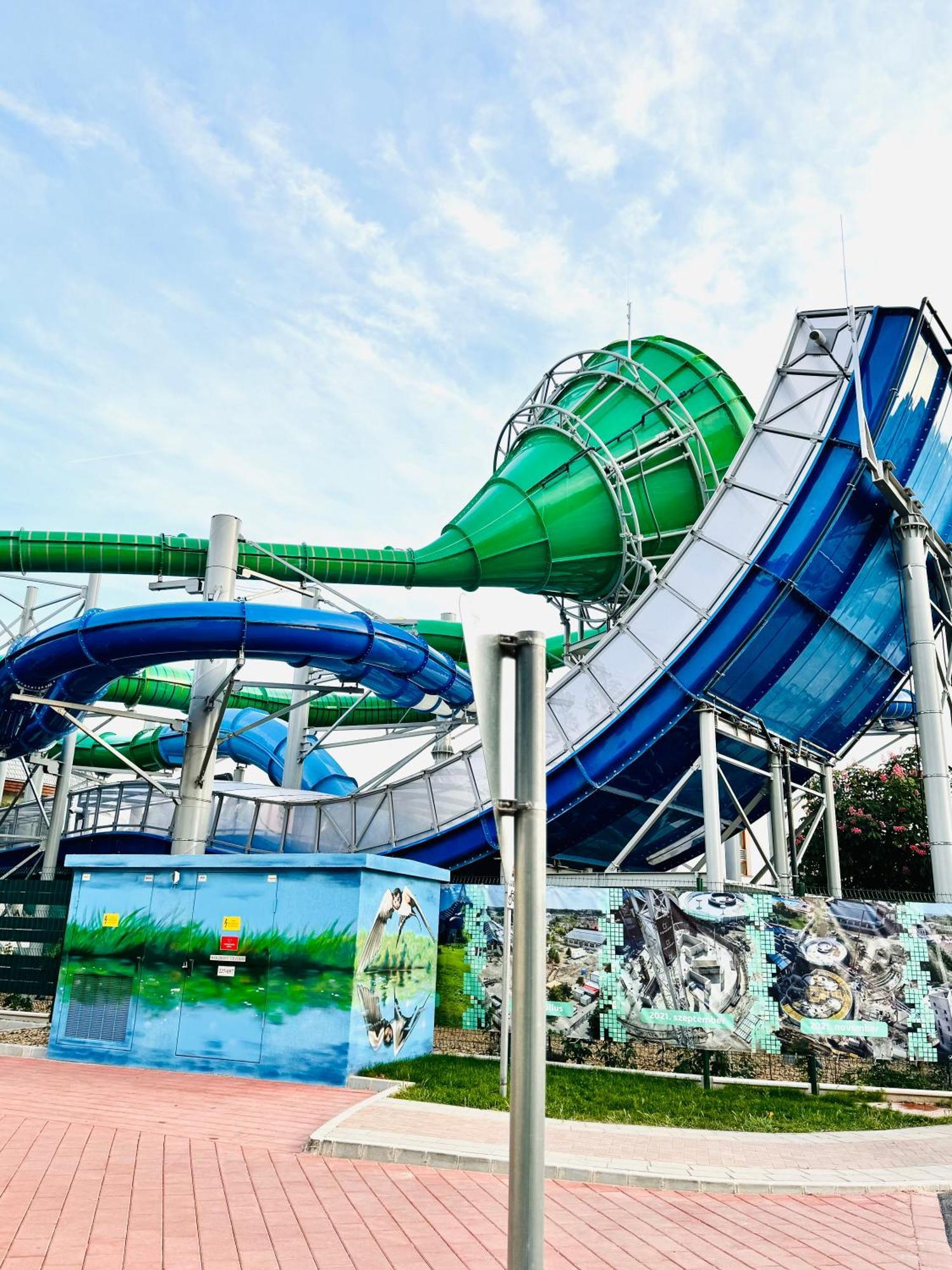 Pensiunea Schwartzy Hotel Mako Exterior photo